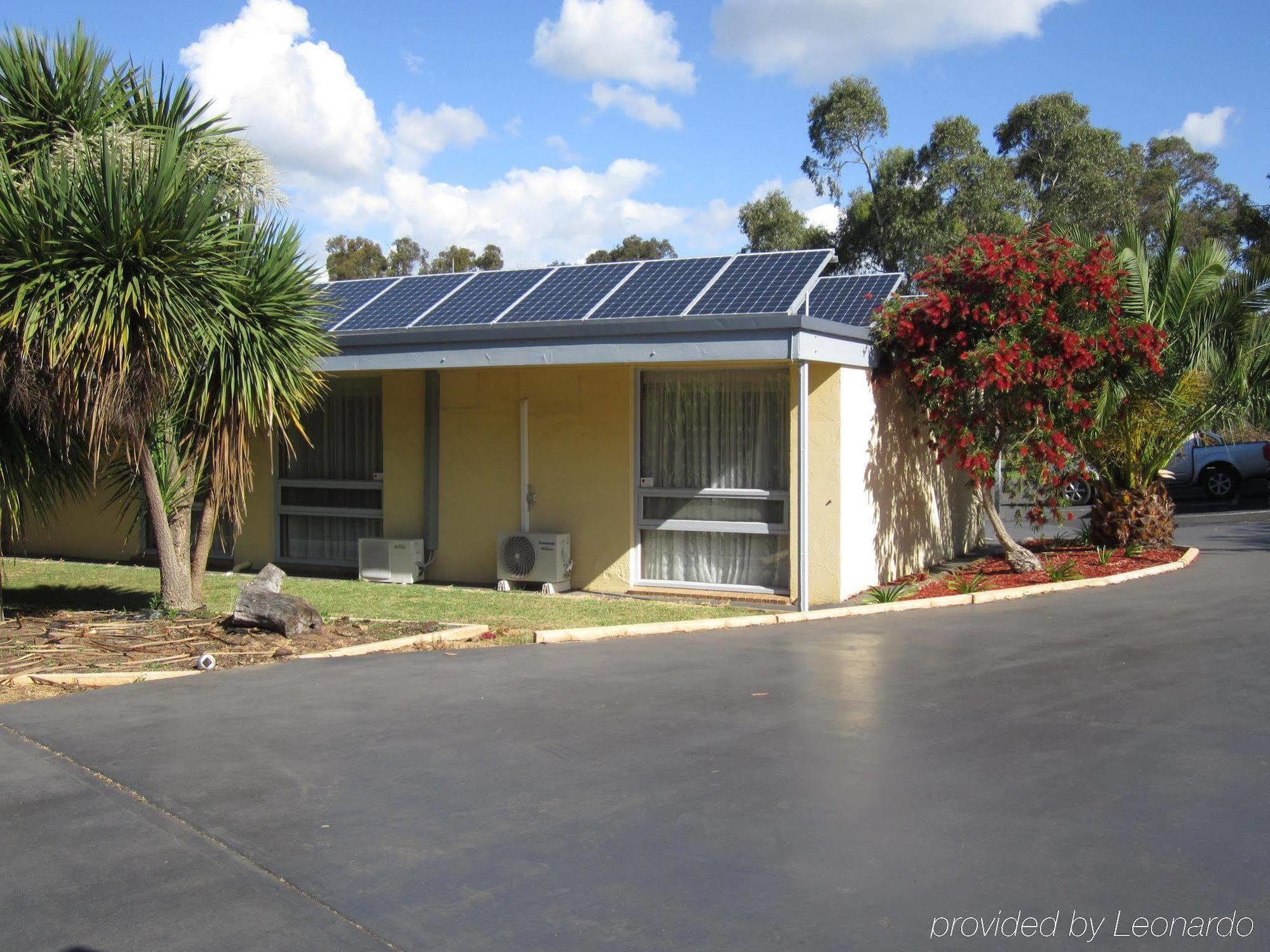 William Macintosh Motor Lodge Naracoorte Exterior photo